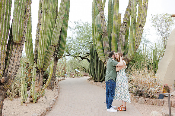 11-AA-Desert-Botanical-Garden-Engagement