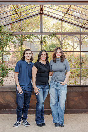 Angela-Matt-2025-15