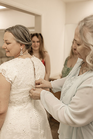 6-EricandHeidi-Leisure-World-Wedding