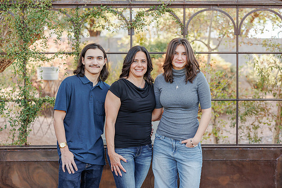 Angela-Matt-2025-16