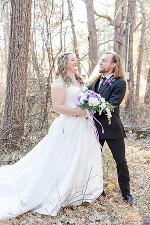 25_HarlanandKatie-Christopher-Creek-Lodge