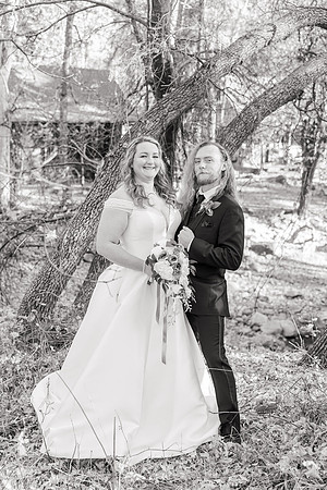33_HarlanandKatie-Christopher-Creek-Lodge