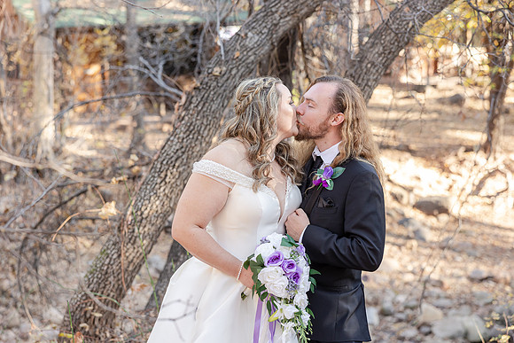 35_HarlanandKatie-Christopher-Creek-Lodge