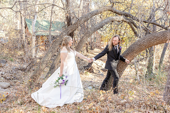 44_HarlanandKatie-Christopher-Creek-Lodge