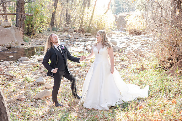 77_HarlanandKatie-Christopher-Creek-Lodge