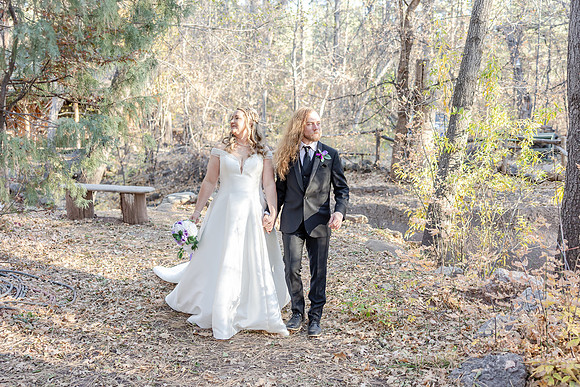 106_HarlanandKatie-Christopher-Creek-Lodge