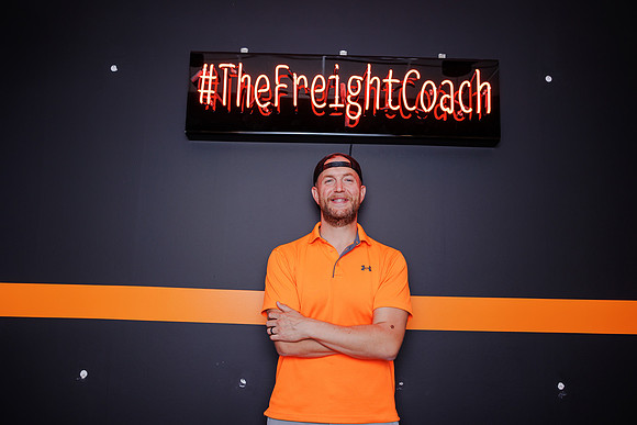 Freight-Coach-32