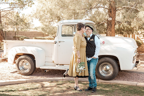 38_karaandkaty_Micah-Carling-Photography