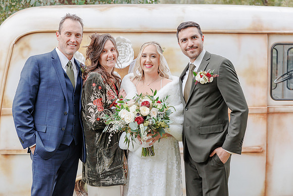 229_annaandsebastian_Micah-Carling-Photography